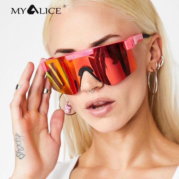 outdoor eyewear myalice women fashion one-piece flat sunglasses trend steampunk goggles stage performance wholesale gafas de sol uv400
outdoor eyewear myalice women fashion one-piece flat sunglasses trend steampunk goggles stage performance wholesale gafas de sol uv400