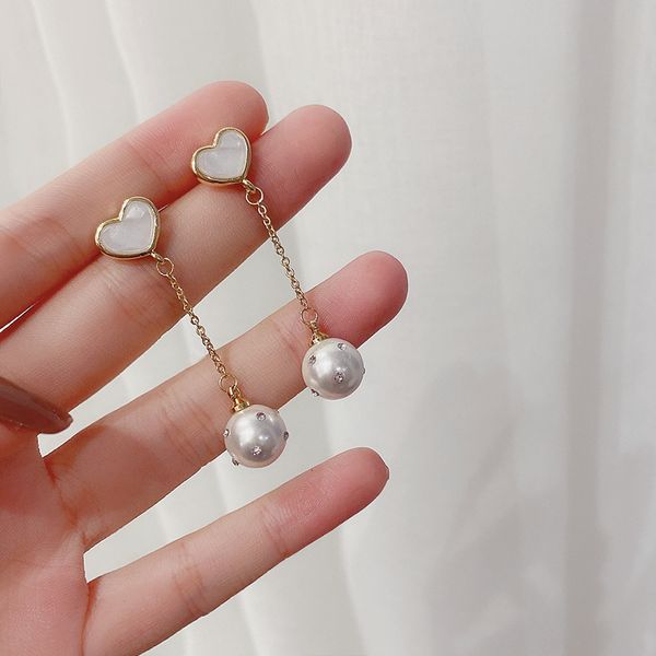 korean east gate earrings temperament love pearl net red fashion sense long tassel, Silver
korean east gate earrings temperament love pearl net red fashion sense long tassel, Silver