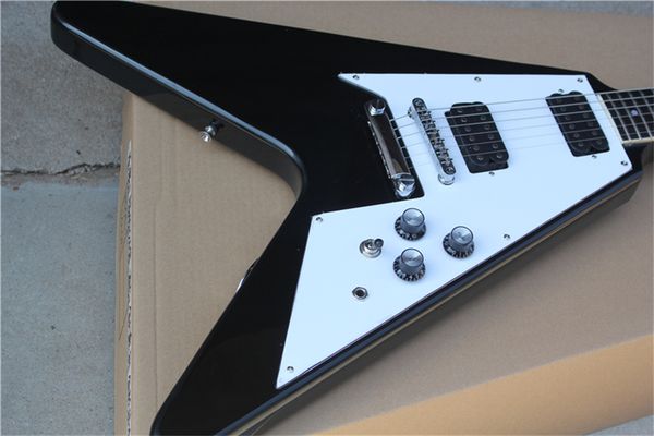 jacey guitar store customized flying v bass guitar with 20 frets, one bridge pickup and one volume knob
jacey guitar store customized flying v bass guitar with 20 frets, one bridge pickup and one volume knob