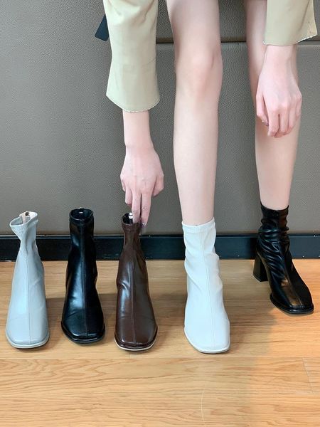 boots med heel boots-women zipper white shoes clogs platform luxury designer 2021 rock ladies rubber autumn fashion high, Black
boots med heel boots-women zipper white shoes clogs platform luxury designer 2021 rock ladies rubber autumn fashion high, Black