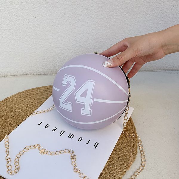 design hand new basketball 2021 summer qing new style women's chain one shoulder slanting fashion bag, Red;black
design hand new basketball 2021 summer qing new style women's chain one shoulder slanting fashion bag, Red;black