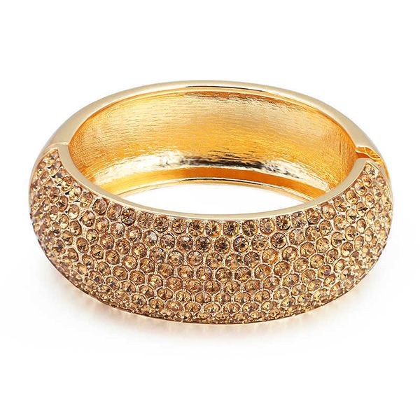 2020 luxury crystal bracelet bangle female fashion wedding jewelry full rhinestone bangles bracelets for women q0719, Black
2020 luxury crystal bracelet bangle female fashion wedding jewelry full rhinestone bangles bracelets for women q0719, Black