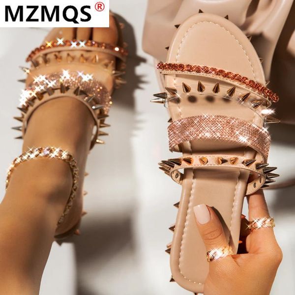 slippers 2021 women casual summer flat beach female crystal rivets slides slipper shoes for girls fashion woman leisure footwear, Black
slippers 2021 women casual summer flat beach female crystal rivets slides slipper shoes for girls fashion woman leisure footwear, Black
