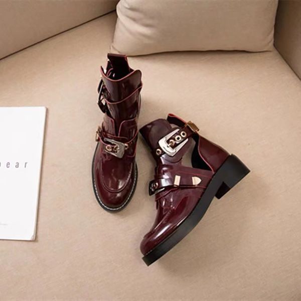 100% leather women's designer boots stretch belt martin fashion scooter non slip spring fall shoe 2021 size 35-41, Black
100% leather women's designer boots stretch belt martin fashion scooter non slip spring fall shoe 2021 size 35-41, Black