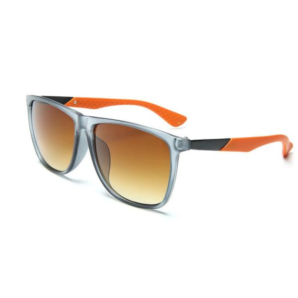 womans sunglasses luxury mens sun glasses uv protection men designer eyeglass gradient metal hinge fashion women spectacles with original bo, White;black
womans sunglasses luxury mens sun glasses uv protection men designer eyeglass gradient metal hinge fashion women spectacles with original bo, White;black