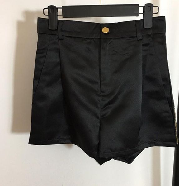 women's shorts women beading embroidery short pants female fashion high street wear, White;black
women's shorts women beading embroidery short pants female fashion high street wear, White;black