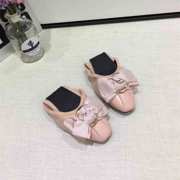 women's famous brand shoes lulu jumpman dance ballet flat flatsneakers heel rivet flower metal button fashion round head, Black
women's famous brand shoes lulu jumpman dance ballet flat flatsneakers heel rivet flower metal button fashion round head, Black