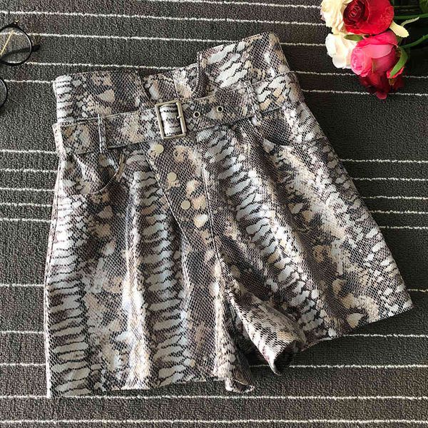 women's shorts high-quality women with high-waisted waistbands real leather 2021 autumn pants short lamb belt a683, White;black
women's shorts high-quality women with high-waisted waistbands real leather 2021 autumn pants short lamb belt a683, White;black