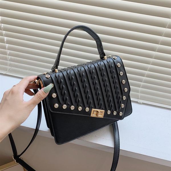 evening bags elegant female diamonds tote bag 2021 fashion high-quality pu leather women's designer handbag shoulderbag
evening bags elegant female diamonds tote bag 2021 fashion high-quality pu leather women's designer handbag shoulderbag