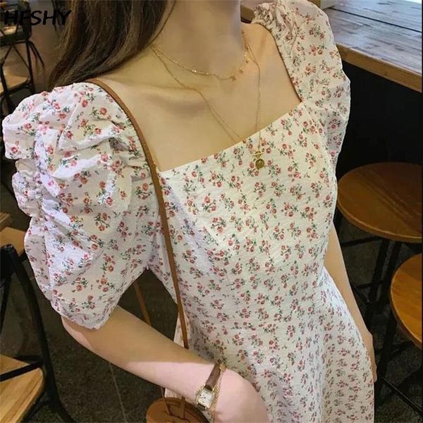 casual dresses 2021 summer women puff sleeve sweet korean square collar high waist a-line fresh knee-length chic lady elegant tender, Black;gray
casual dresses 2021 summer women puff sleeve sweet korean square collar high waist a-line fresh knee-length chic lady elegant tender, Black;gray