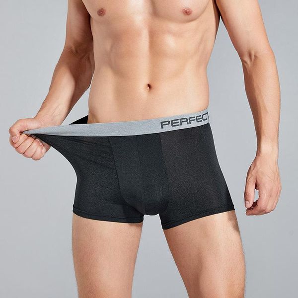 underpants en's underwear ice silk thin section men's boxer briefs breathable seamless solid color shorts pants, Black;white
underpants en's underwear ice silk thin section men's boxer briefs breathable seamless solid color shorts pants, Black;white