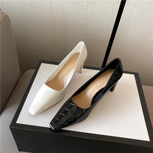dress shoes women pumps office 2021 arrivals square toe genuine leather thick high heels black/white shallow
dress shoes women pumps office 2021 arrivals square toe genuine leather thick high heels black/white shallow