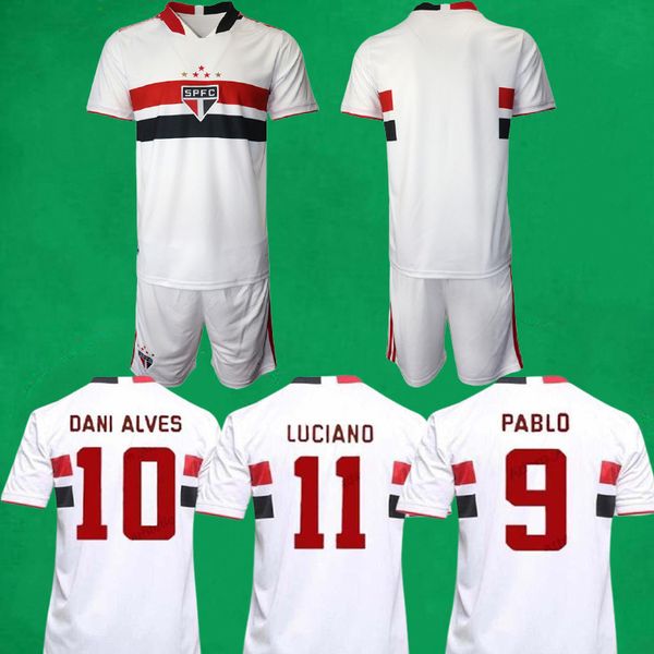 21/22 sao paulo soccer jersey shorts home away kits 2021 dani alves antony pablo pato football shirts and pants men's sets sport unifor, Black;yellow
21/22 sao paulo soccer jersey shorts home away kits 2021 dani alves antony pablo pato football shirts and pants men's sets sport unifor, Black;yellow