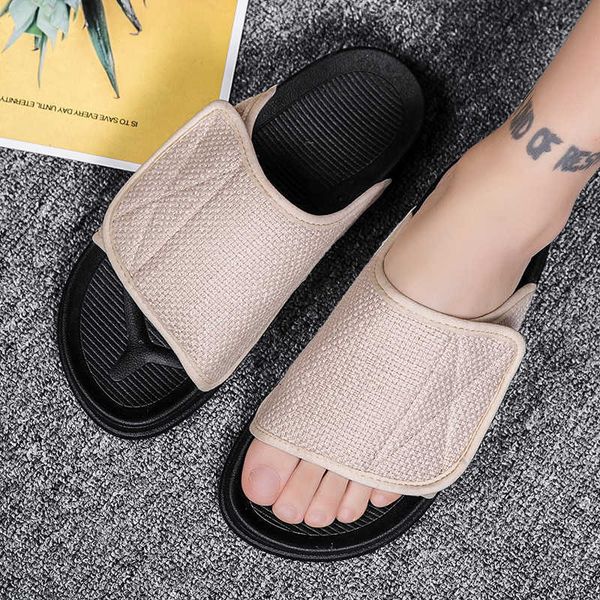 open-toe men's slipper summer outdoor/indoor fashion shoes male paste upper slippers comfortable unrestricted height footwear 210619, Black
open-toe men's slipper summer outdoor/indoor fashion shoes male paste upper slippers comfortable unrestricted height footwear 210619, Black