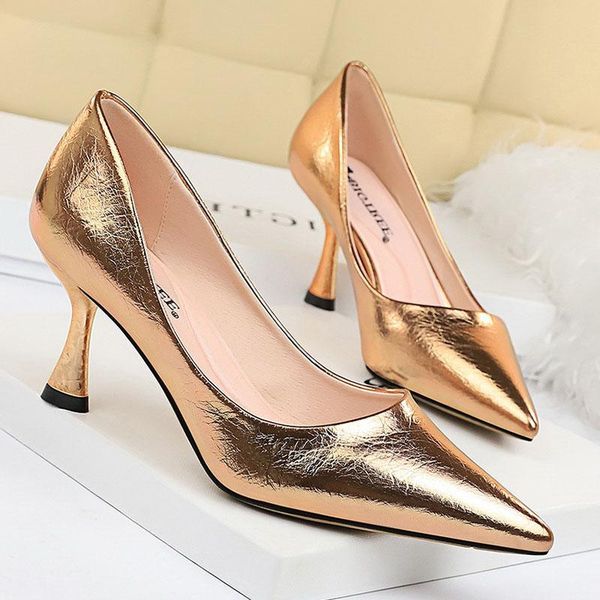 dress shoes women pumps 2021 high heels woman wedding ladies heel pointed toe plus big size, Black
dress shoes women pumps 2021 high heels woman wedding ladies heel pointed toe plus big size, Black