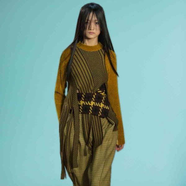 sweaters runway designer women irregular 2021 spring color block striped plaid lace up pullover slim knitted sweater streetwear, White;black
sweaters runway designer women irregular 2021 spring color block striped plaid lace up pullover slim knitted sweater streetwear, White;black