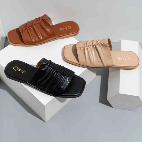 sandals pleated british fashion slippers simple solid color summer casual flat bottom women's sandals obje, Black
sandals pleated british fashion slippers simple solid color summer casual flat bottom women's sandals obje, Black