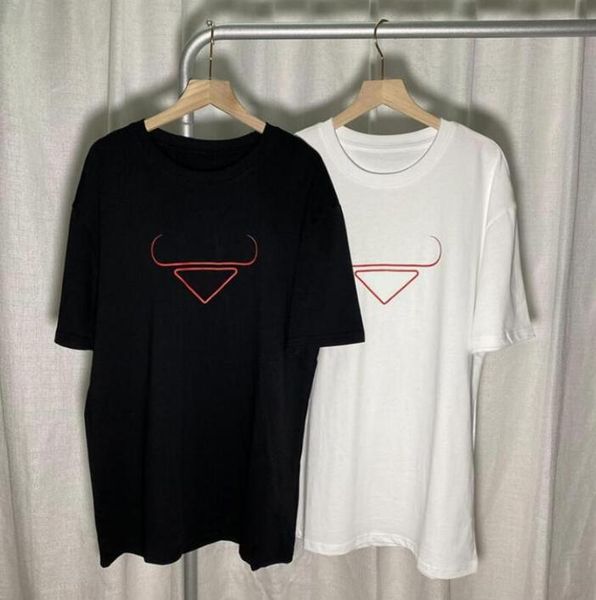 2021 tee brand design shirt summer street wear europe fashion men cotton tshirt casual short sleeve m-xxl t-shirts#0010, White;black
2021 tee brand design shirt summer street wear europe fashion men cotton tshirt casual short sleeve m-xxl t-shirts#0010, White;black