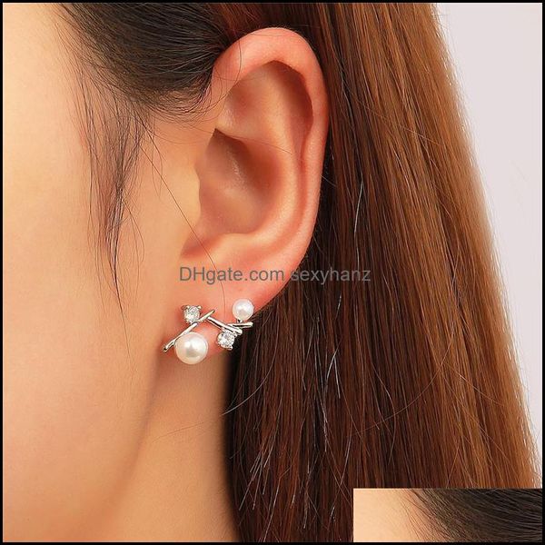 stud earrings jewelry women geometric pearl diamond irregar tree branch model alloy ear drop european business party wear earring delivery 2, Golden;silver
stud earrings jewelry women geometric pearl diamond irregar tree branch model alloy ear drop european business party wear earring delivery 2, Golden;silver