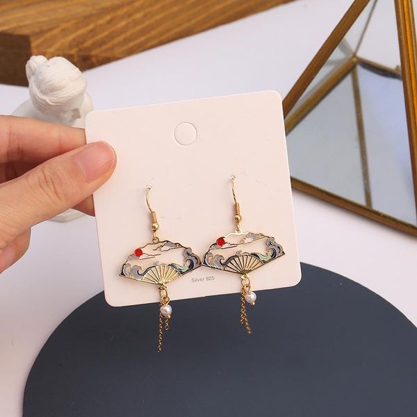 dangle & chandelier hollow out fan modeling pearl chain hanging vintage ethnic asymmetrical drop earring for women metal jewelry, Silver
dangle & chandelier hollow out fan modeling pearl chain hanging vintage ethnic asymmetrical drop earring for women metal jewelry, Silver