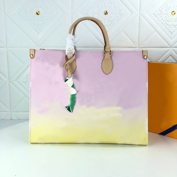 pink designer totes 2021 women casual large-capacity luxury travel bag european and american fashion handbags ladies classic style design la
pink designer totes 2021 women casual large-capacity luxury travel bag european and american fashion handbags ladies classic style design la