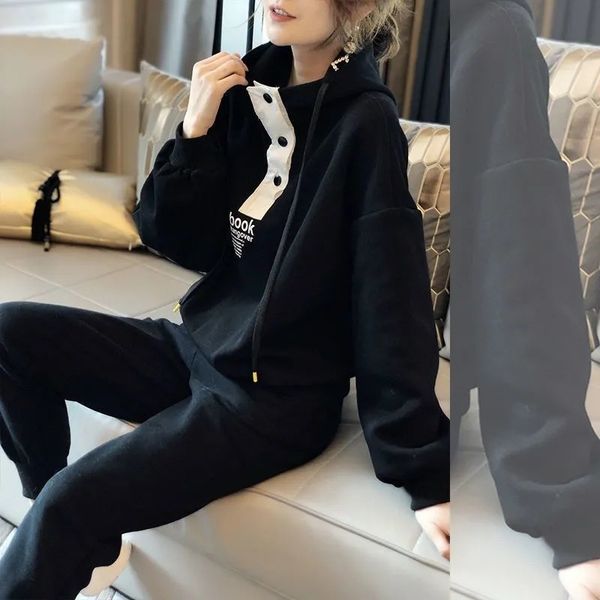early fashion suit women's 2021 autumn european goods loose thin leisure versatile sweater and pants two-piece set, Black
early fashion suit women's 2021 autumn european goods loose thin leisure versatile sweater and pants two-piece set, Black