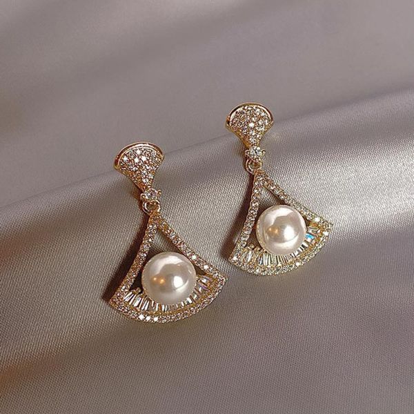 korean east gate same design diamond studded fan-shaped earrings feminine elegant pearl earrings versatile, Golden
korean east gate same design diamond studded fan-shaped earrings feminine elegant pearl earrings versatile, Golden