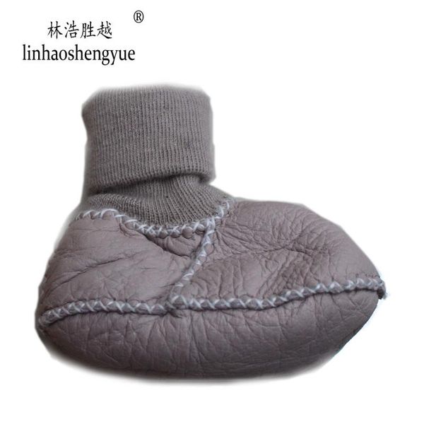 boots linhaoshengyue warm thick fashion real sheep fur baby or toddler shoes suitable for autumn and winter, Black
boots linhaoshengyue warm thick fashion real sheep fur baby or toddler shoes suitable for autumn and winter, Black