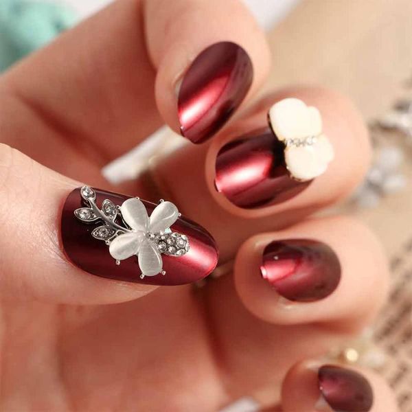 luxury alloy nails butterfly jewelry zircon decora manicure accessories daisy flower pendant bow designs ornament rhinestone nail art decora, Silver;gold
luxury alloy nails butterfly jewelry zircon decora manicure accessories daisy flower pendant bow designs ornament rhinestone nail art decora, Silver;gold