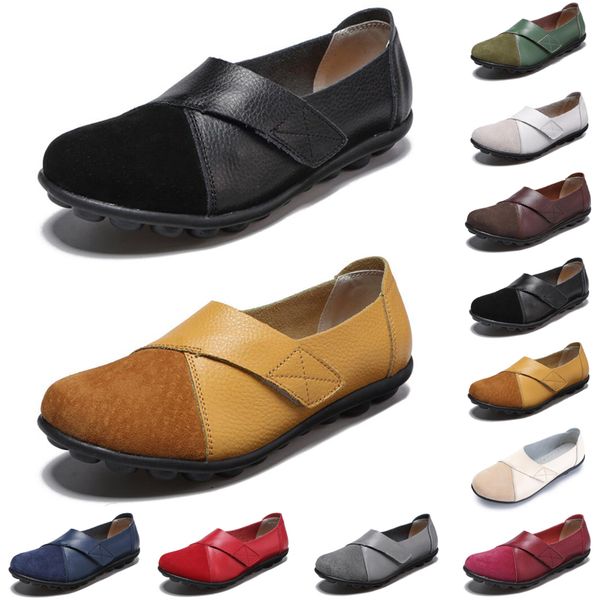 fashion luxury men women casual shoes black white blue loafers suede leather stitching mens trainers sneakers size 35-44, White;red
fashion luxury men women casual shoes black white blue loafers suede leather stitching mens trainers sneakers size 35-44, White;red