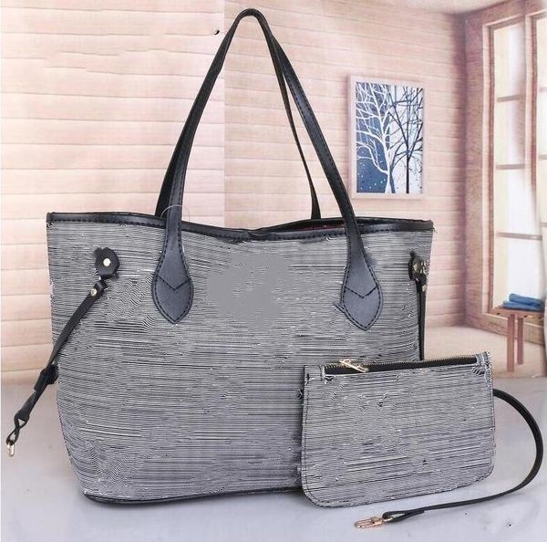 fashion 22ss 2pcs/lot women's duffel bags handbags discoloration brand leather letter print flap crossbody bag evening clutch +purse bl
fashion 22ss 2pcs/lot women's duffel bags handbags discoloration brand leather letter print flap crossbody bag evening clutch +purse bl
