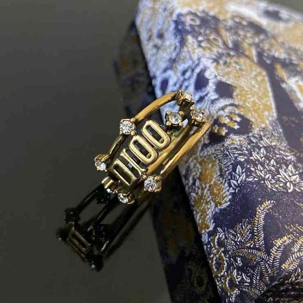luxury fashion jewelry designer ring d family style crown diamond female dijia brass gilded temperament personality neutral, Golden;silver
luxury fashion jewelry designer ring d family style crown diamond female dijia brass gilded temperament personality neutral, Golden;silver