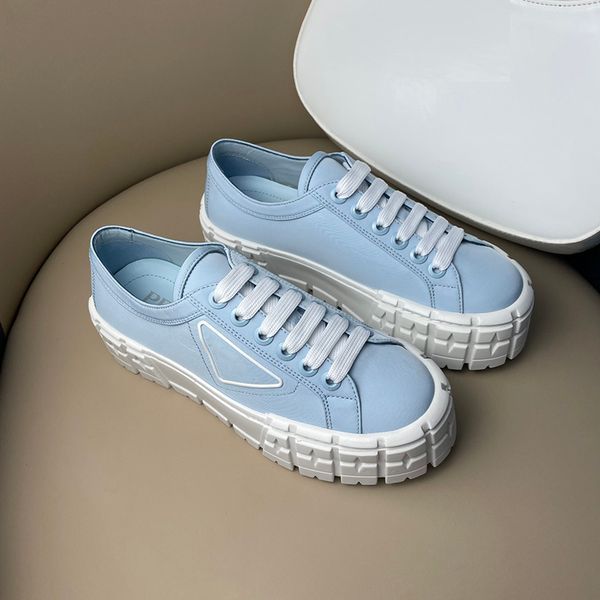 2022 women designer casual shoes gabardine classic canvas sneakers brand wheel lady stylist trainers fashion platform solid heighten loafers, Black
2022 women designer casual shoes gabardine classic canvas sneakers brand wheel lady stylist trainers fashion platform solid heighten loafers, Black