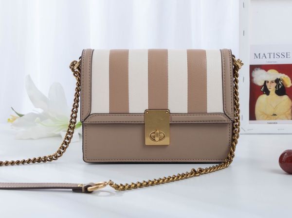 women luxurys designers bags 2021 crossbody bag handbag designer handbags zhouzhoubao123 purse wallet woven hutton small square versatile fa
women luxurys designers bags 2021 crossbody bag handbag designer handbags zhouzhoubao123 purse wallet woven hutton small square versatile fa