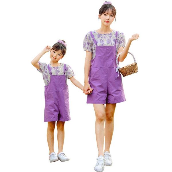 family matching outfits summer casual flower embroidery mother daughter women girl short sleeve t shirt + purple overalls sets, Blue
family matching outfits summer casual flower embroidery mother daughter women girl short sleeve t shirt + purple overalls sets, Blue