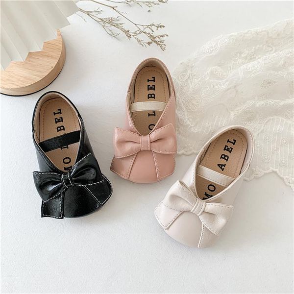 flat shoes girls bow-knot cute sweet princess spring autumn leather baby girl black flats soft children casual, Black;grey 
flat shoes girls bow-knot cute sweet princess spring autumn leather baby girl black flats soft children casual, Black;grey