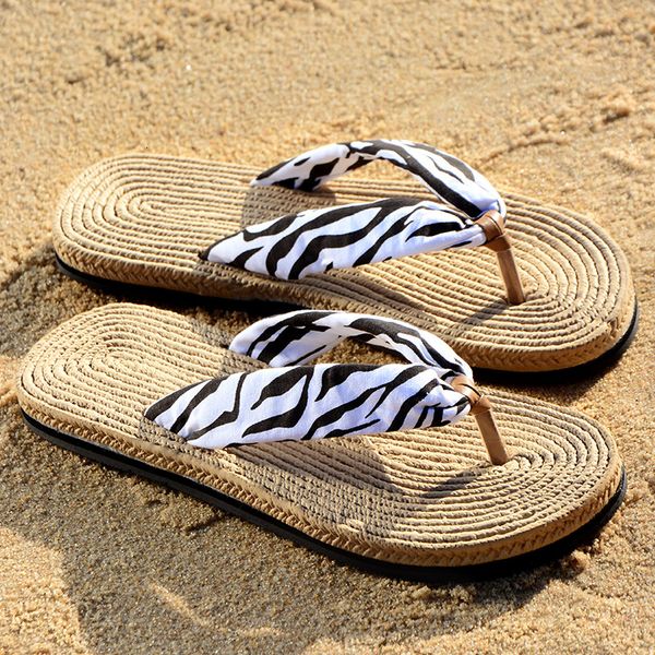 luxury slippers 2021 summer slipper's wear fashion deodorant flip flop leisure clip foot beach sandal, Black
luxury slippers 2021 summer slipper's wear fashion deodorant flip flop leisure clip foot beach sandal, Black