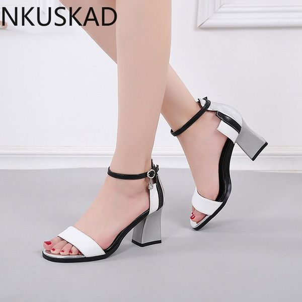 summer women shoes gladiator buckle strap women's sandals fashion chunky ladies for woman ankle footwear, Black
summer women shoes gladiator buckle strap women's sandals fashion chunky ladies for woman ankle footwear, Black