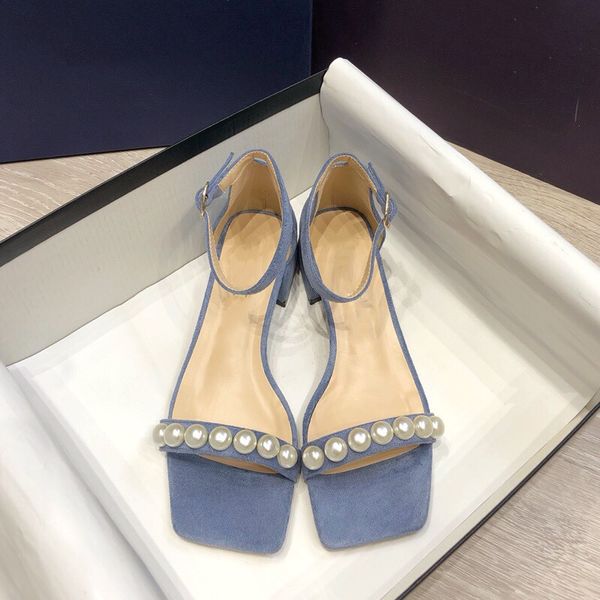 high heels the fairy wind hollow sandals sandal small clear fresh air with some gas luxury goods wholesale fashion size 35 to 39, Black
high heels the fairy wind hollow sandals sandal small clear fresh air with some gas luxury goods wholesale fashion size 35 to 39, Black