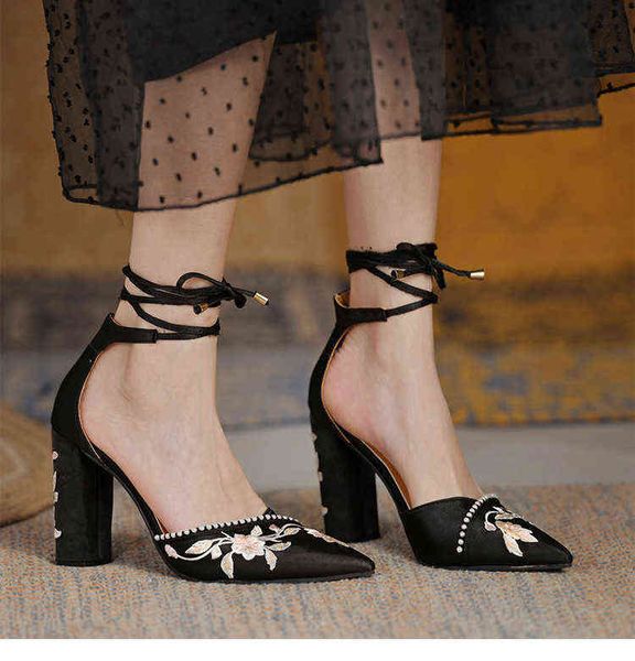 sandals women shoes designer new fashion pointed flowers high heels shallow mouth cross straps chunky heeled sandals 220304, Black
sandals women shoes designer new fashion pointed flowers high heels shallow mouth cross straps chunky heeled sandals 220304, Black