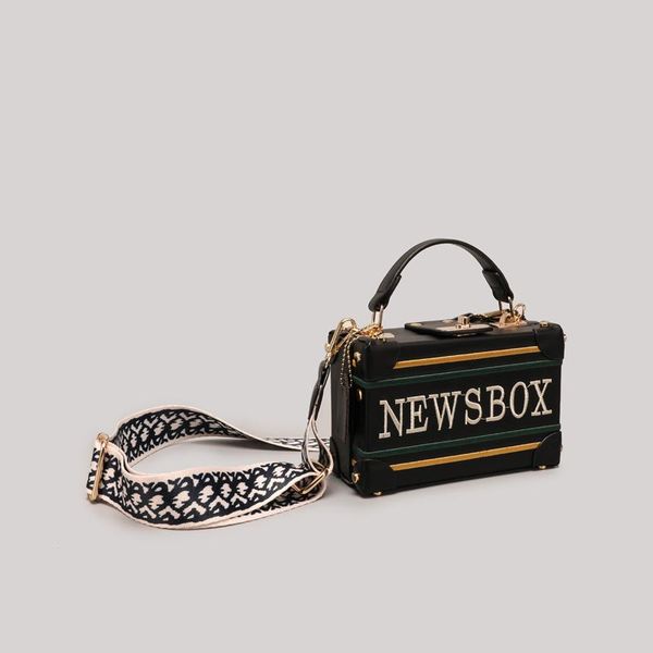 evening bags fashion shoulder luxury women square handbag bolsa feminina designer small box bag messenger for 2021 sac a main
evening bags fashion shoulder luxury women square handbag bolsa feminina designer small box bag messenger for 2021 sac a main