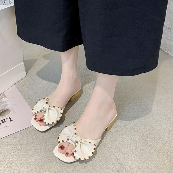 slippers rivet bow low heel women summer elegant square toe sandals outdoor wood 2021, Black
slippers rivet bow low heel women summer elegant square toe sandals outdoor wood 2021, Black