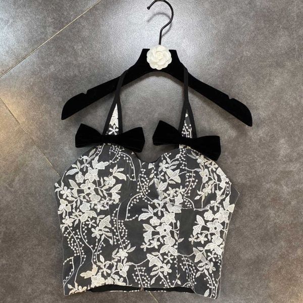 fabpop summer design sleeveless halter print floral bow embroidery tank women vintage gb119 210709, White
fabpop summer design sleeveless halter print floral bow embroidery tank women vintage gb119 210709, White