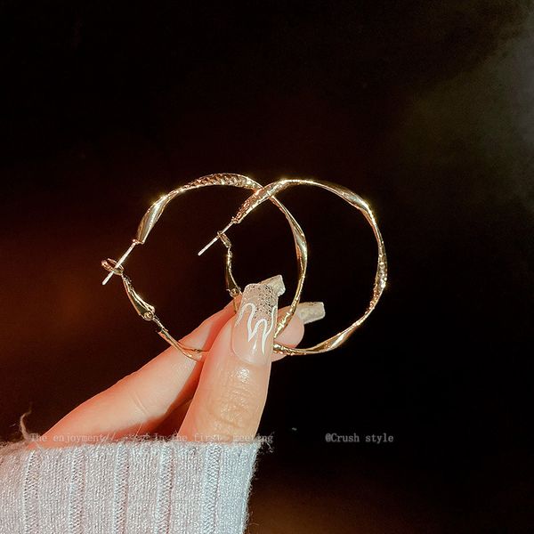 925 silver needle simple geometric twist design sense of personality fashion earrings fashion net red atmosphere earrings
925 silver needle simple geometric twist design sense of personality fashion earrings fashion net red atmosphere earrings