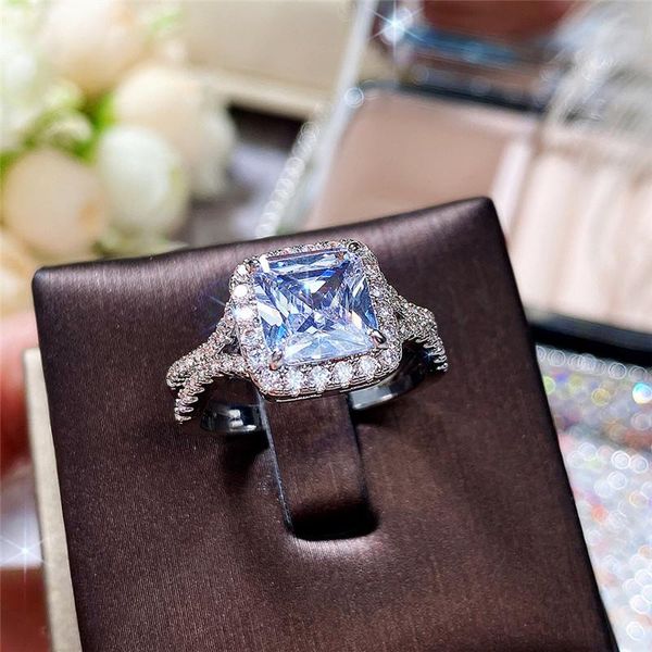 wedding rings classic engagement ring white cubic zircon female women super flash rhinestone band cz silver drops, Slivery;golden
wedding rings classic engagement ring white cubic zircon female women super flash rhinestone band cz silver drops, Slivery;golden