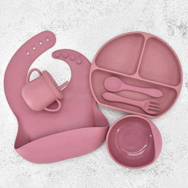 6pcs/set baby silicone plate spoon set high chair feeding silicone bowl bib anti-fall baby dishes bpa tableware for child g1210
6pcs/set baby silicone plate spoon set high chair feeding silicone bowl bib anti-fall baby dishes bpa tableware for child g1210