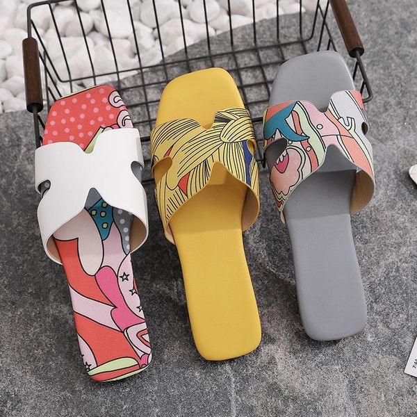 slippers summer trend flip flops fashion sandals and travel vacation leisure ladies, Black
slippers summer trend flip flops fashion sandals and travel vacation leisure ladies, Black