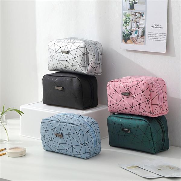 fashion travel diamond pu cosmetic bags makeup organizer women waterproof zipper make up storage portable beauty wash kit case
fashion travel diamond pu cosmetic bags makeup organizer women waterproof zipper make up storage portable beauty wash kit case