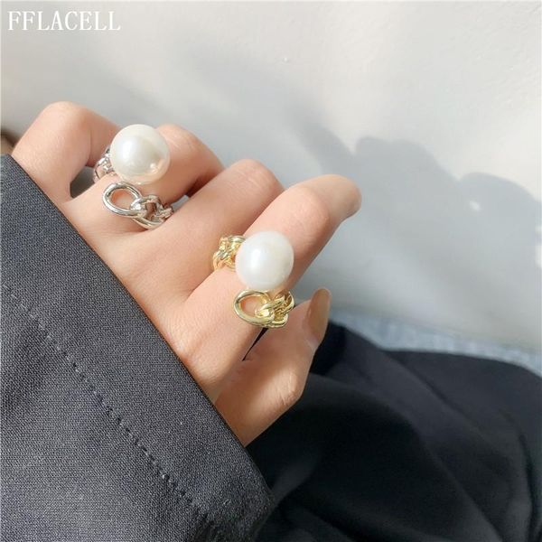 wedding rings 2021 autumn simple braided gold silver color metal chain pearl open finger ring adjustable for women girls party jewelry, Slivery;golden
wedding rings 2021 autumn simple braided gold silver color metal chain pearl open finger ring adjustable for women girls party jewelry, Slivery;golden