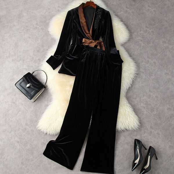 2021 autumn winter long sleeve lapel neck black contrast color velour beaded belted coat + high waist wide leg trousers pants two piece suit, White
2021 autumn winter long sleeve lapel neck black contrast color velour beaded belted coat + high waist wide leg trousers pants two piece suit, White